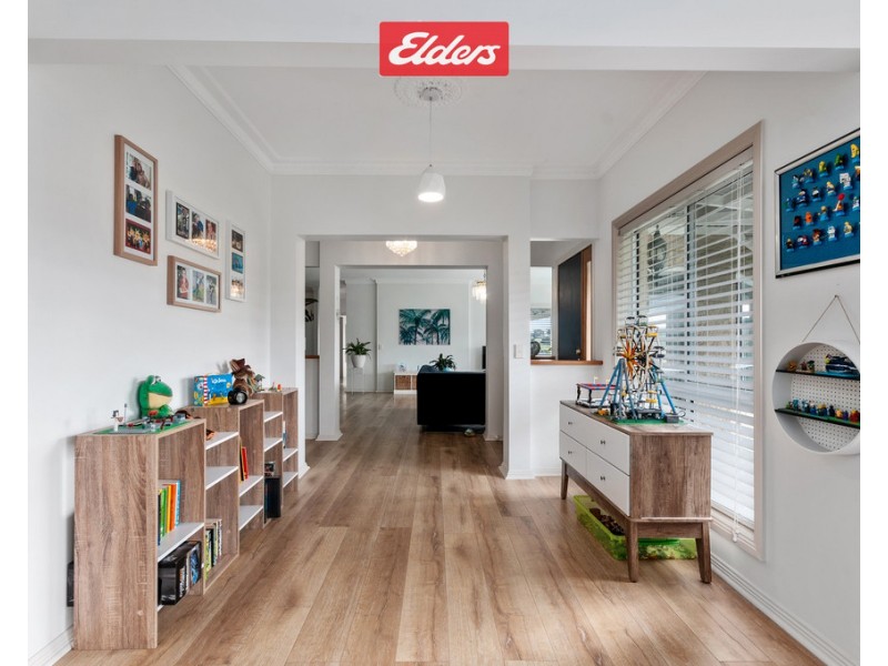 90 Stirling Drive, Lakes Entrance VIC 3909