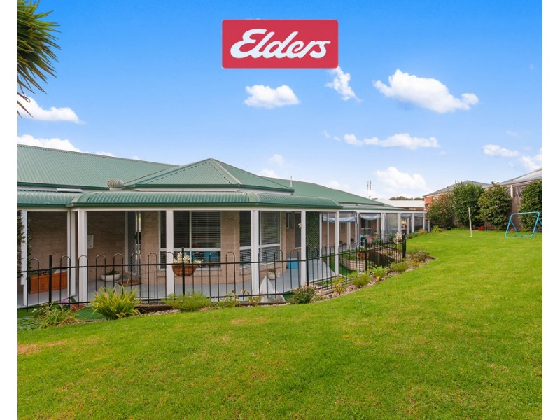 90 Stirling Drive, Lakes Entrance VIC 3909