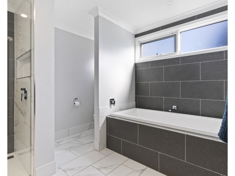 183 Princes Highway, Lakes Entrance VIC 3909