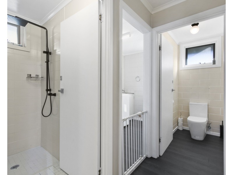 183 Princes Highway, Lakes Entrance VIC 3909