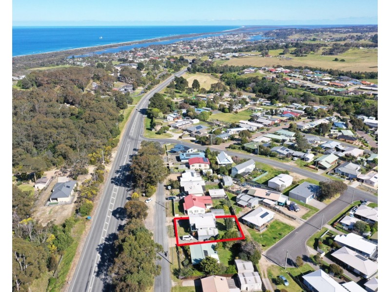 183 Princes Highway, Lakes Entrance VIC 3909