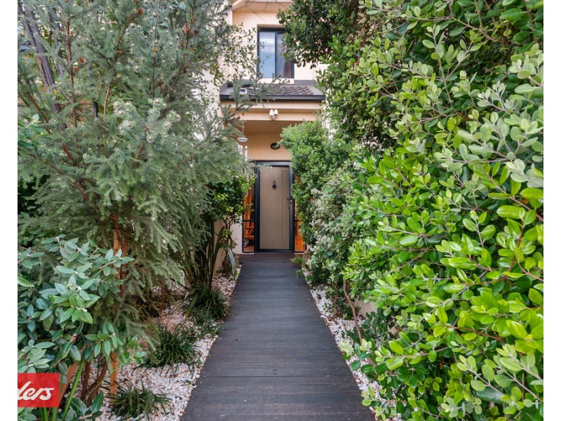 8/83 Esplanade, Lakes Entrance VIC 3909