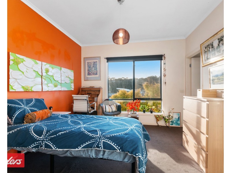 8/83 Esplanade, Lakes Entrance VIC 3909