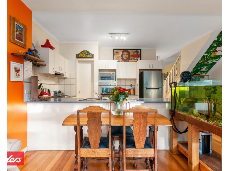 8/83 Esplanade, Lakes Entrance VIC 3909