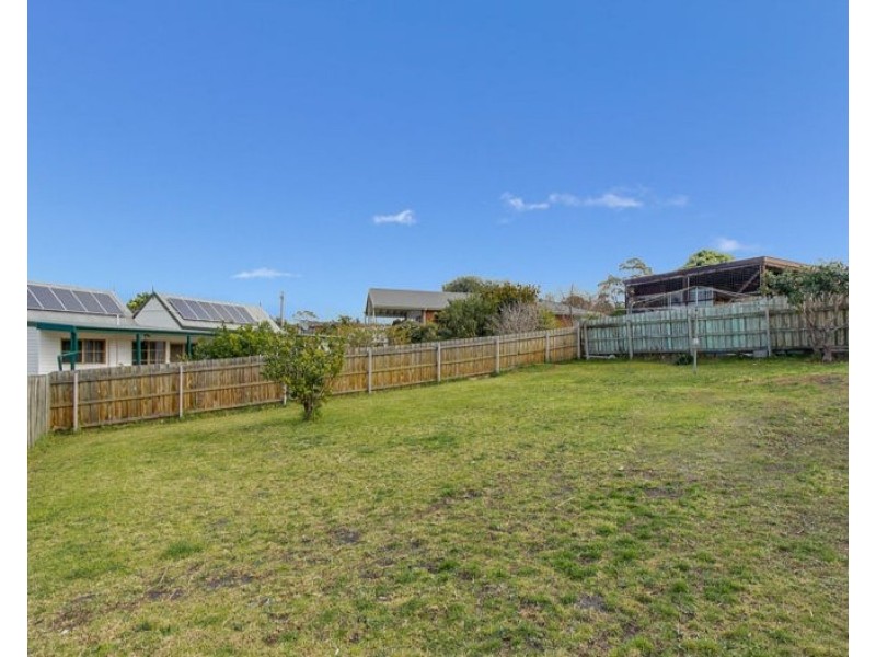 169 Myer Street, Lakes Entrance VIC 3909