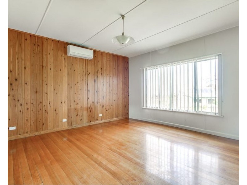 169 Myer Street, Lakes Entrance VIC 3909