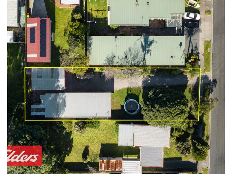 18 Heatherlea Grove, Lakes Entrance VIC 3909