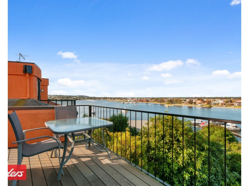 3/15 Clara Street, Kalimna VIC 3909