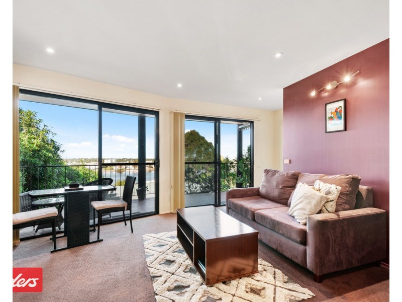 3/15 Clara Street, Kalimna VIC 3909