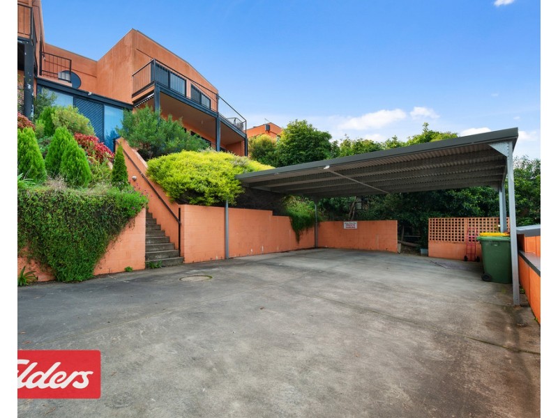 3/15 Clara Street, Kalimna VIC 3909