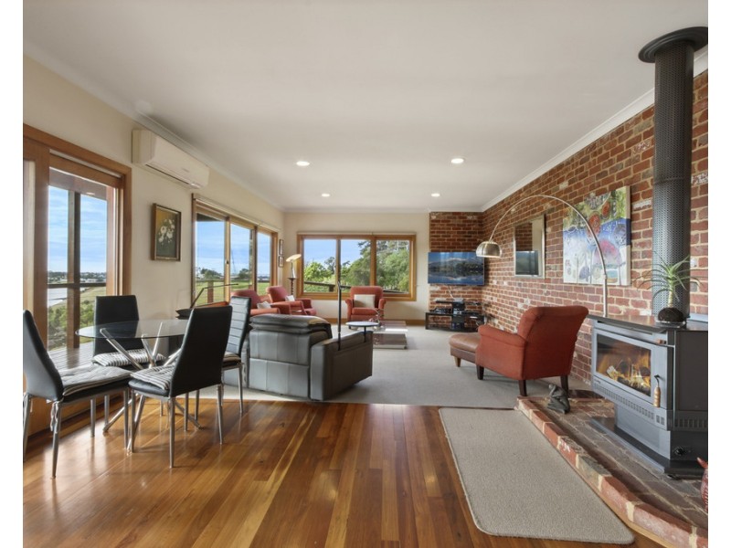 157 Albatross Road, Lakes Entrance VIC 3909