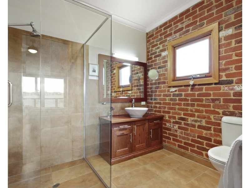 157 Albatross Road, Lakes Entrance VIC 3909