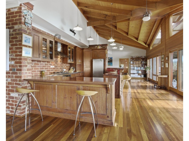 157 Albatross Road, Lakes Entrance VIC 3909