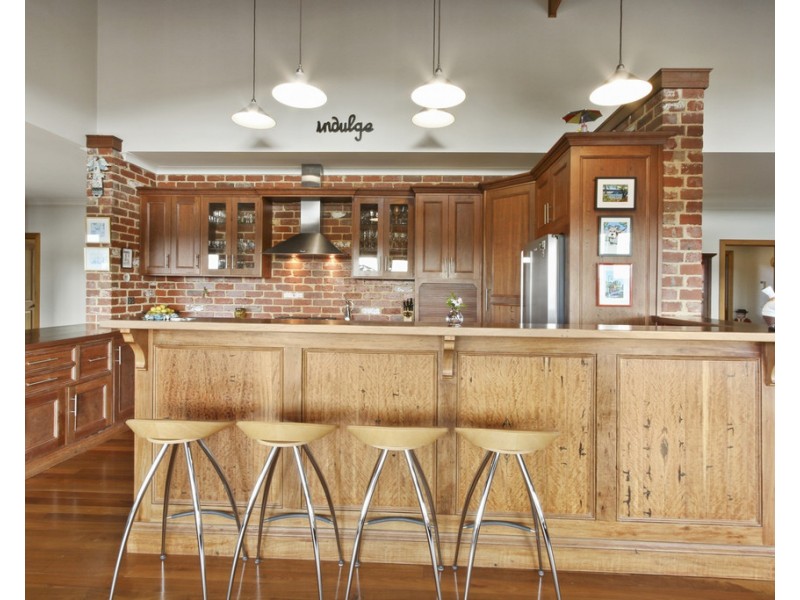 157 Albatross Road, Lakes Entrance VIC 3909