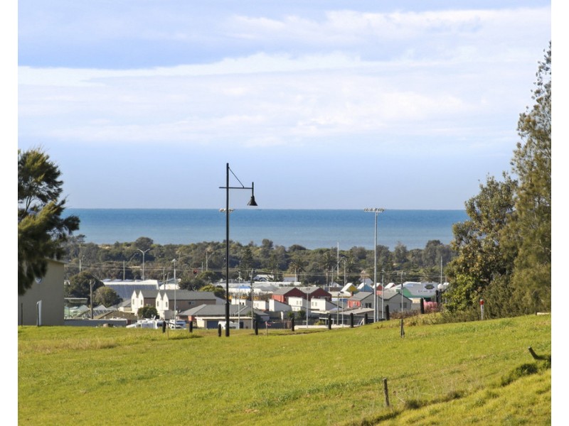 157 Albatross Road, Lakes Entrance VIC 3909