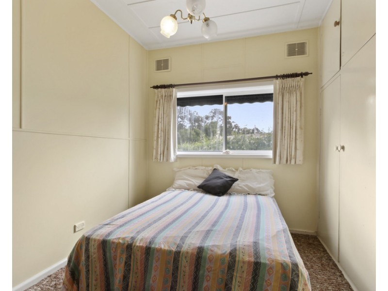 103 Hazel Road, Kalimna VIC 3909