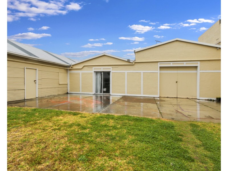 7 Staunton Street, Lakes Entrance VIC 3909