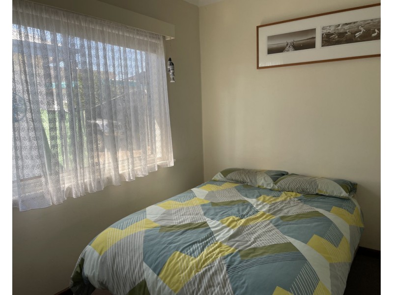 2/9-11 Orme Street, Lakes Entrance VIC 3909