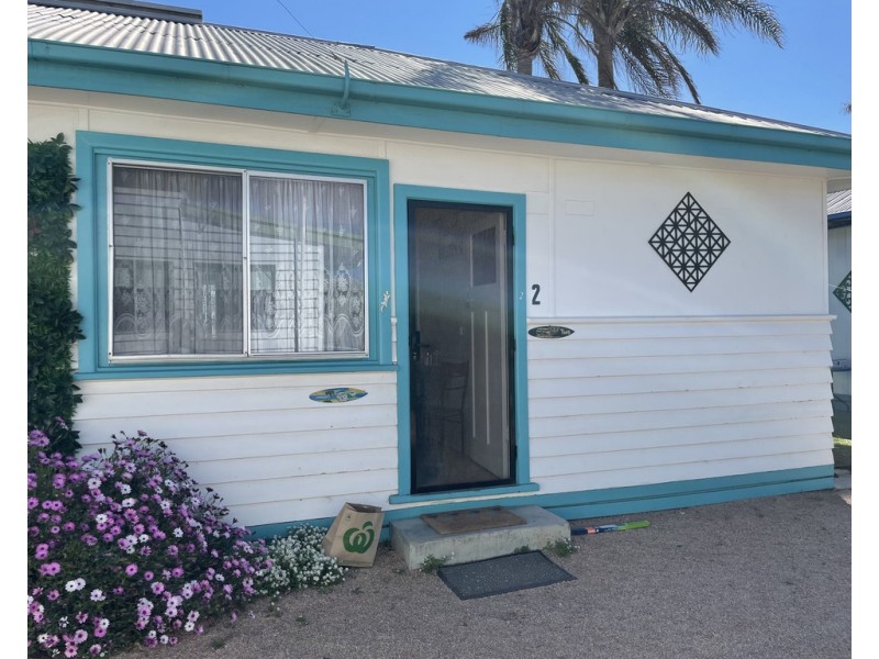 2/9-11 Orme Street, Lakes Entrance VIC 3909