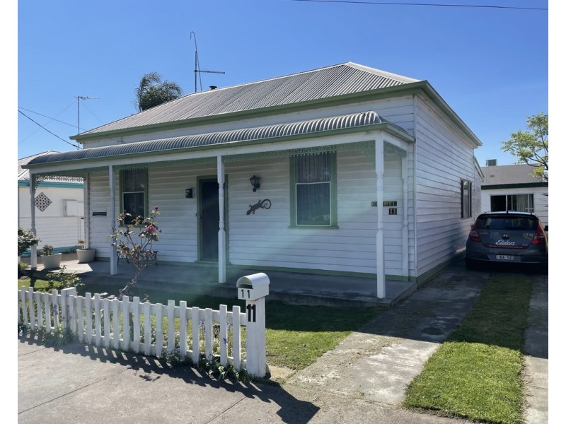 11 Orme Street, Lakes Entrance VIC 3909