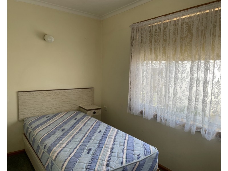 11 Orme Street, Lakes Entrance VIC 3909