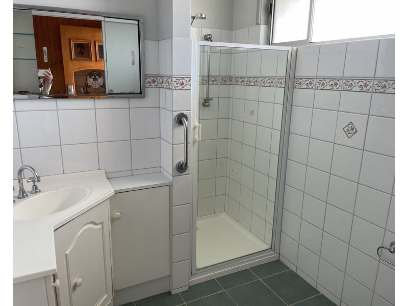11 Orme Street, Lakes Entrance VIC 3909