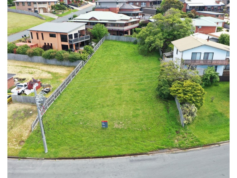 36 Lakeview Drive, Lakes Entrance VIC 3909