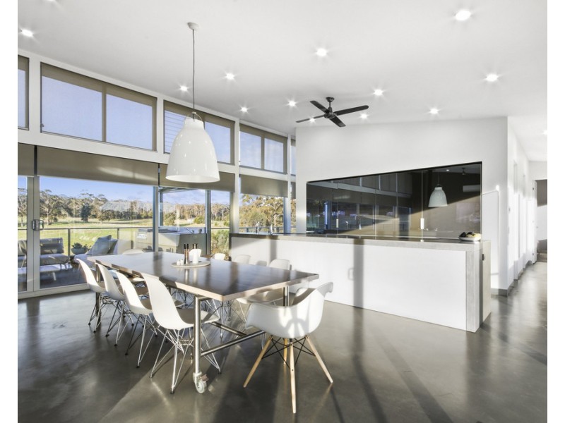 71 Baades Road, Lakes Entrance VIC 3909