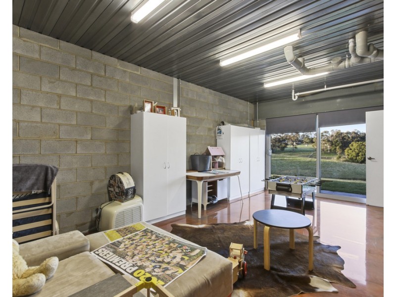 71 Baades Road, Lakes Entrance VIC 3909