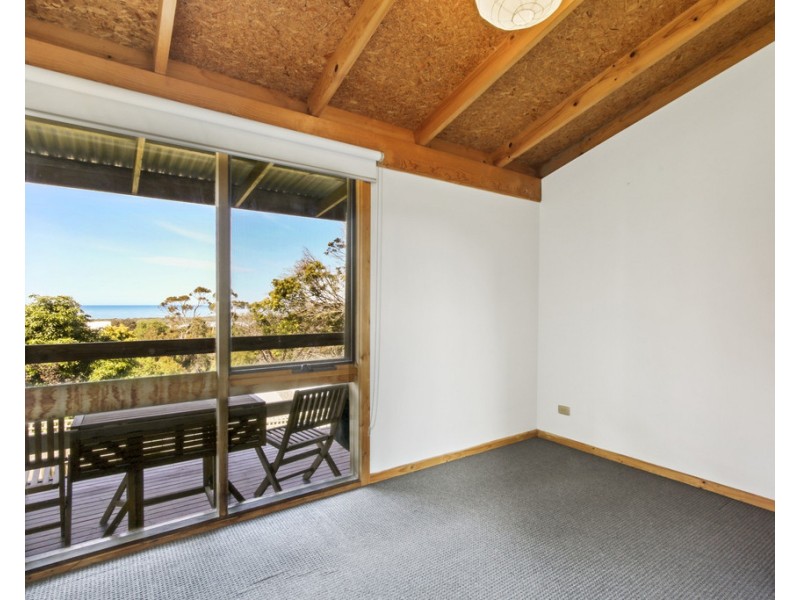 9 Point Road, Lakes Entrance VIC 3909