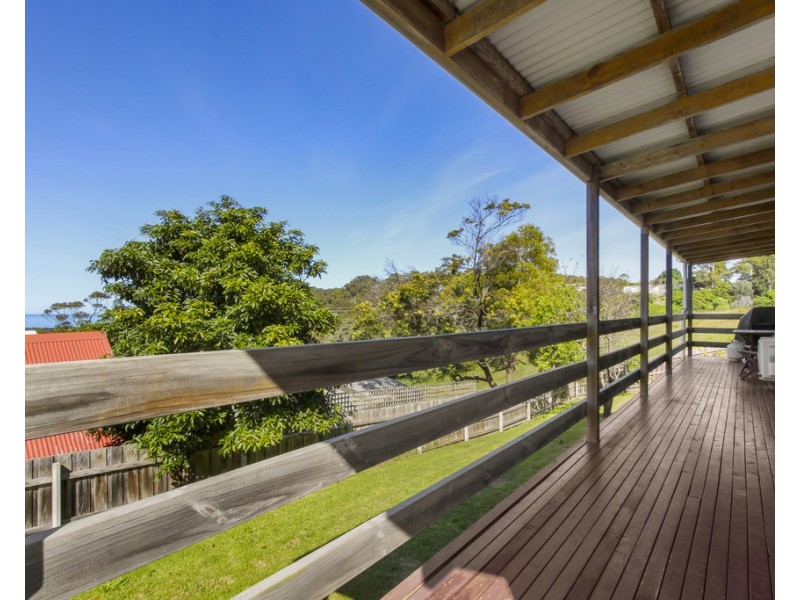 9 Point Road, Lakes Entrance VIC 3909
