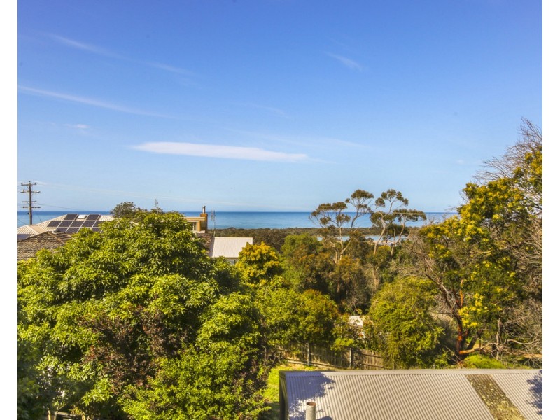 9 Point Road, Lakes Entrance VIC 3909