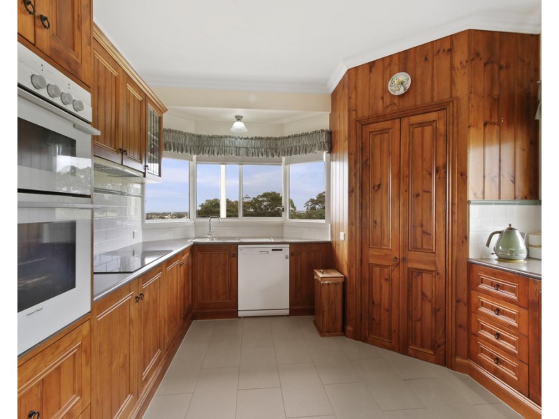 9 Sea-Lakes Close, Lakes Entrance VIC 3909