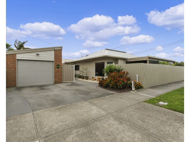 13 Orme Street, Lakes Entrance VIC 3909
