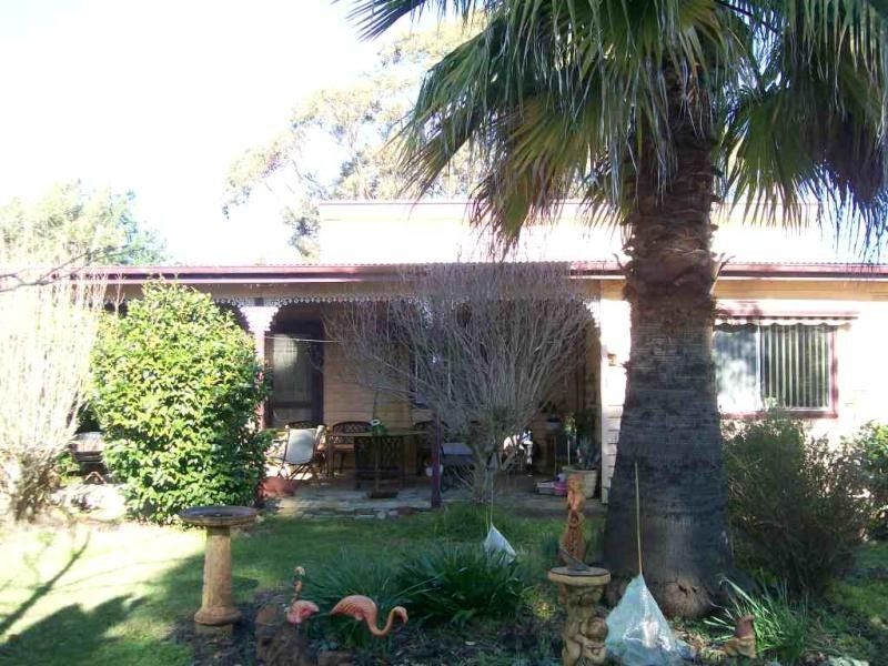 2400 Princes Hwy, Lakes Entrance VIC 3909