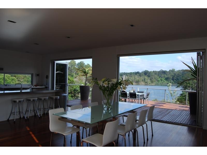 22 Tarra Drive, Lakes Entrance VIC 3909