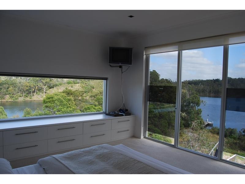 22 Tarra Drive, Lakes Entrance VIC 3909
