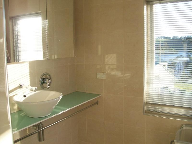 22 Tarra Drive, Lakes Entrance VIC 3909