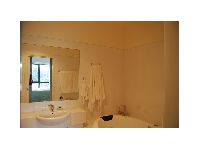 Unit 502/1 Esplanade, Lakes Entrance VIC 3909