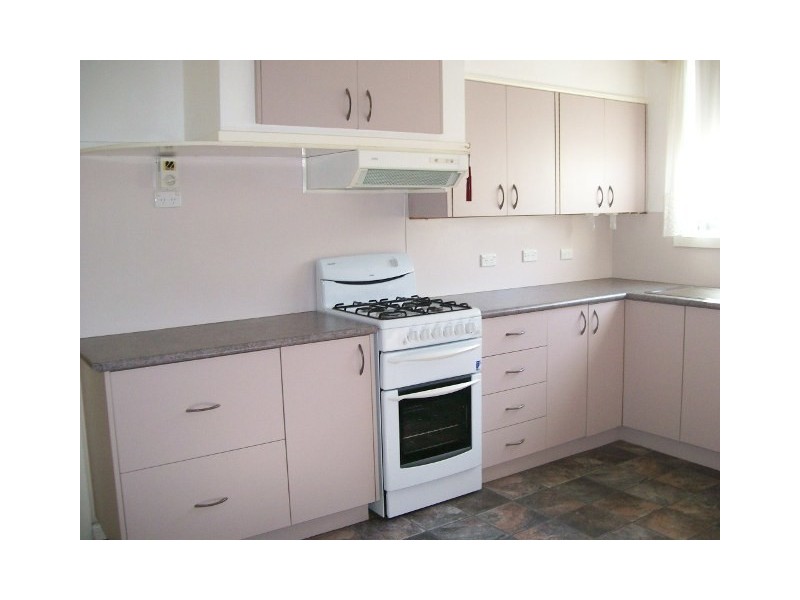 16 Marine Parade, Lakes Entrance VIC 3909