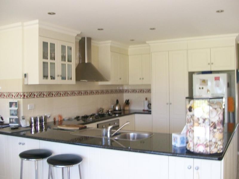 Unit 8/122 Golf Links Road, Lakes Entrance VIC 3909