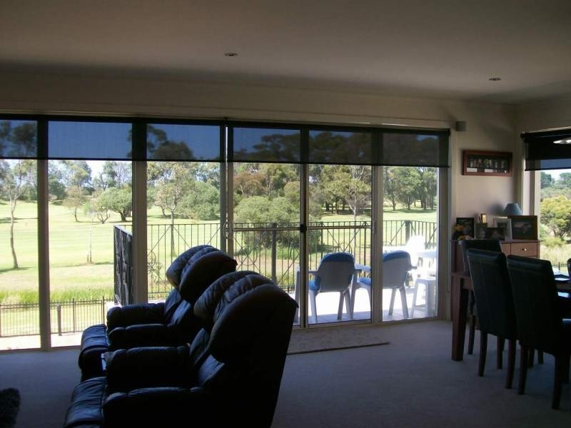 Unit 8/122 Golf Links Road, Lakes Entrance VIC 3909