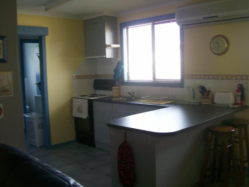 16 Fish Street, Lakes Entrance VIC 3909