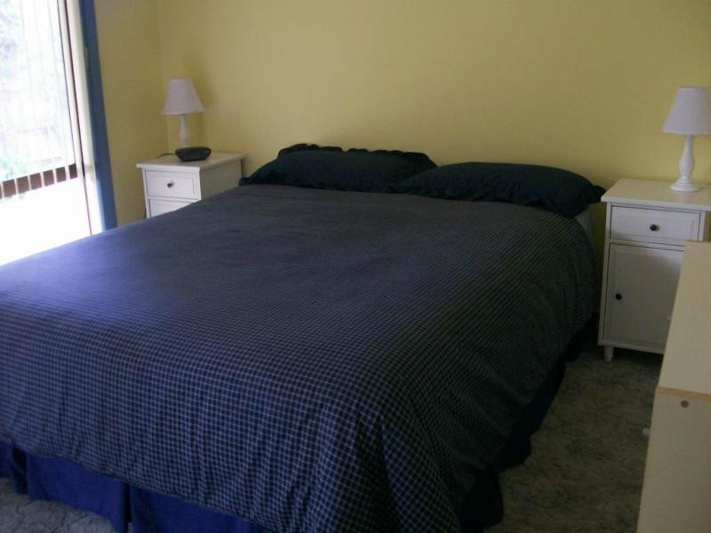 16 Fish Street, Lakes Entrance VIC 3909