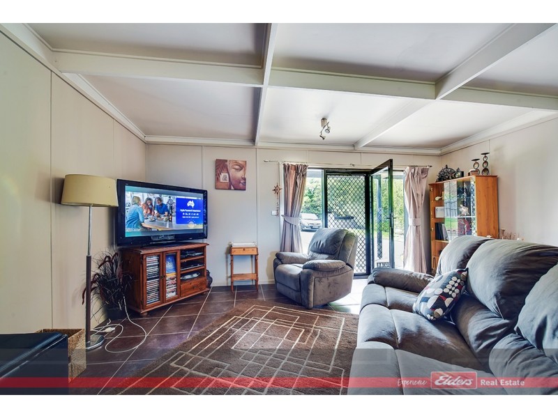10 Golf Links Road, Lakes Entrance VIC 3909