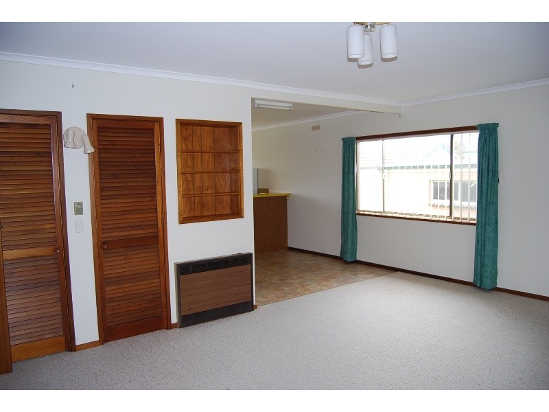 138 Myer Street, Lakes Entrance VIC 3909