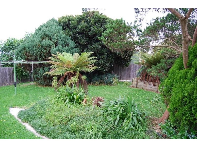 198 Thorpes Lane, Lakes Entrance VIC 3909