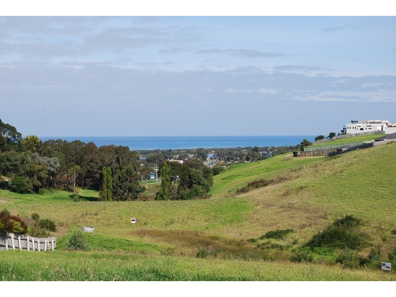 71 Stirling Drive, Lakes Entrance VIC 3909