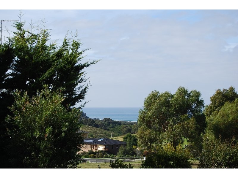 4 Reggardo Rise, Lakes Entrance VIC 3909