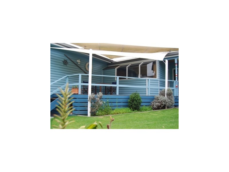89 Hazel Road, Lakes Entrance VIC 3909